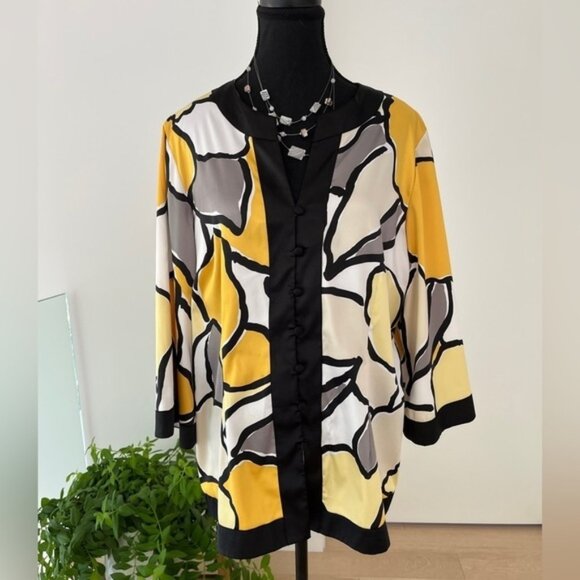 STYLE & CO Flowy Button Front Blouse Yellow Cream Black 3/4 Bell Sleeve Abstract - Picture 2 of 12